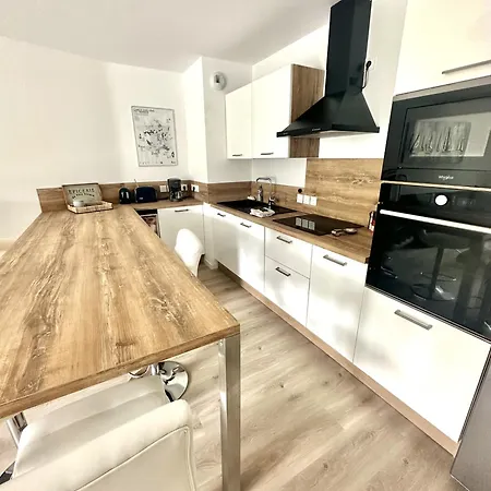 Proche Gare, T3 Pour 5 Personnes Appartement La Rochelle (Charente-Maritime)